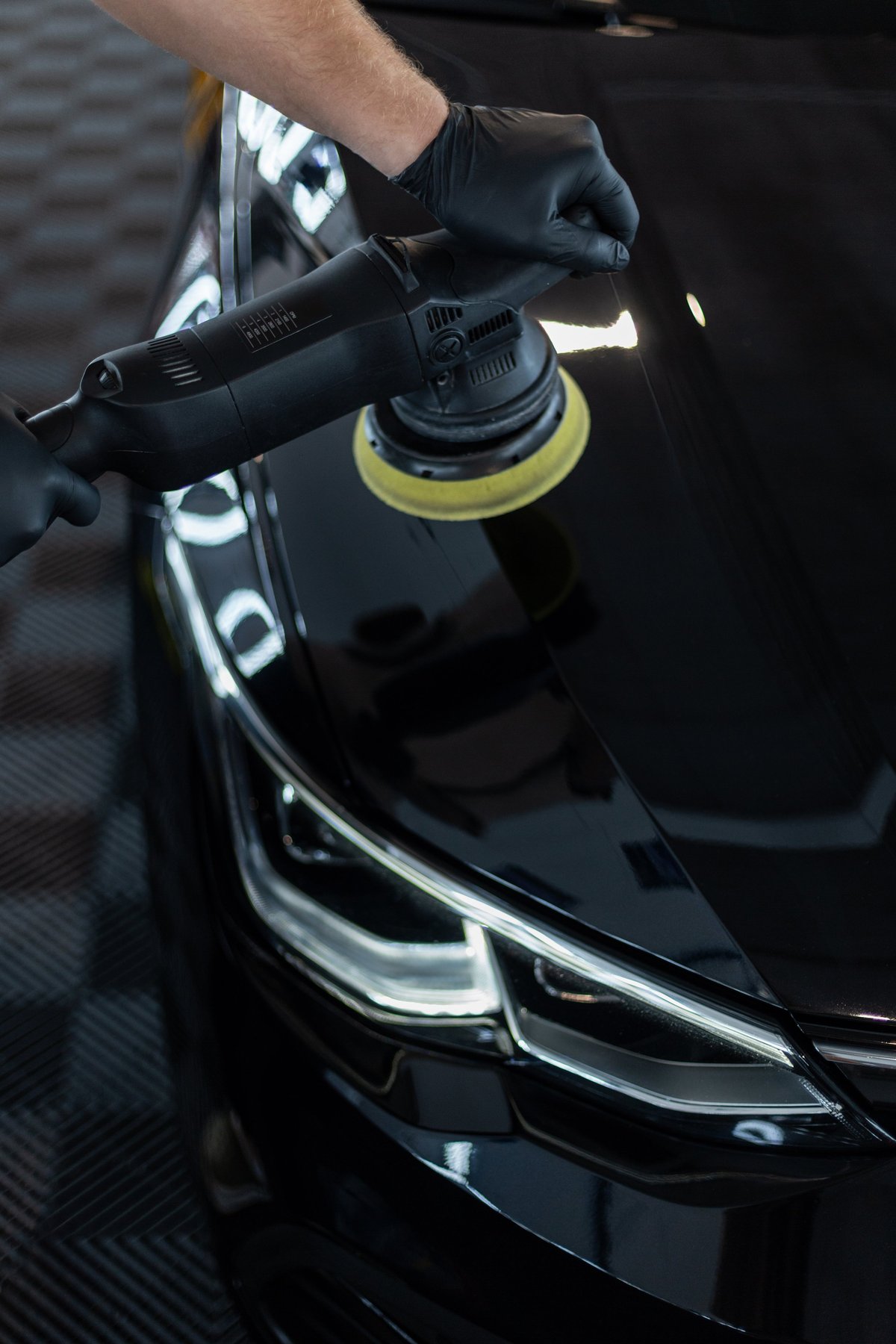 Professional car polishing and detailing